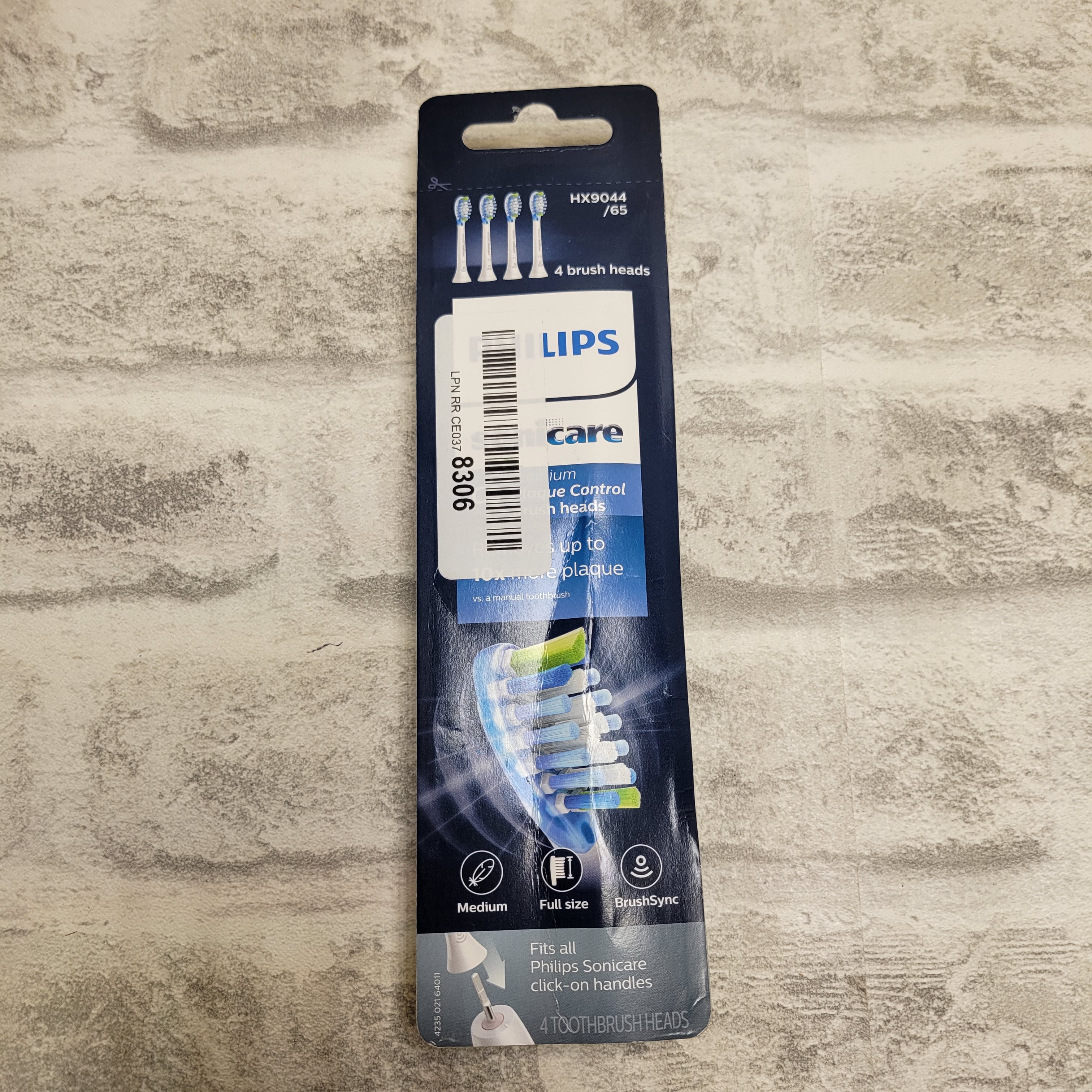 Philips Sonicare Genuine C3 Toothbrush Heads, 4 Brush Heads, White, HX9044/65 (7610102972654)